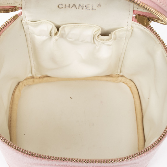 Chanel CC Vanity Case - Picture 7 of 8
